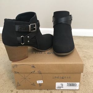 Indigo Rd Black Boots